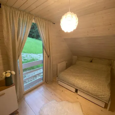 Forest House Apartment *