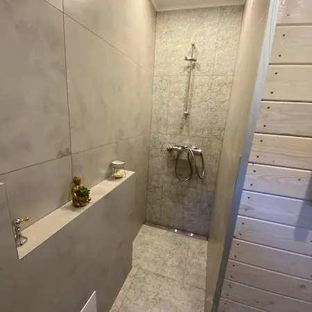 Apartman Forest House